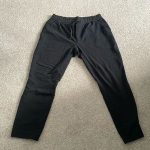 Lulu joggers